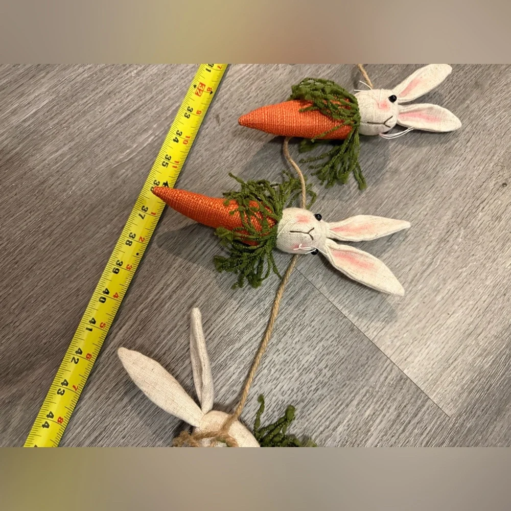 Easter Bunny and Carrot Garland